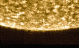 Sonda Solar Orbiter Faz Primeira Imagem do Polo Sul do Sol